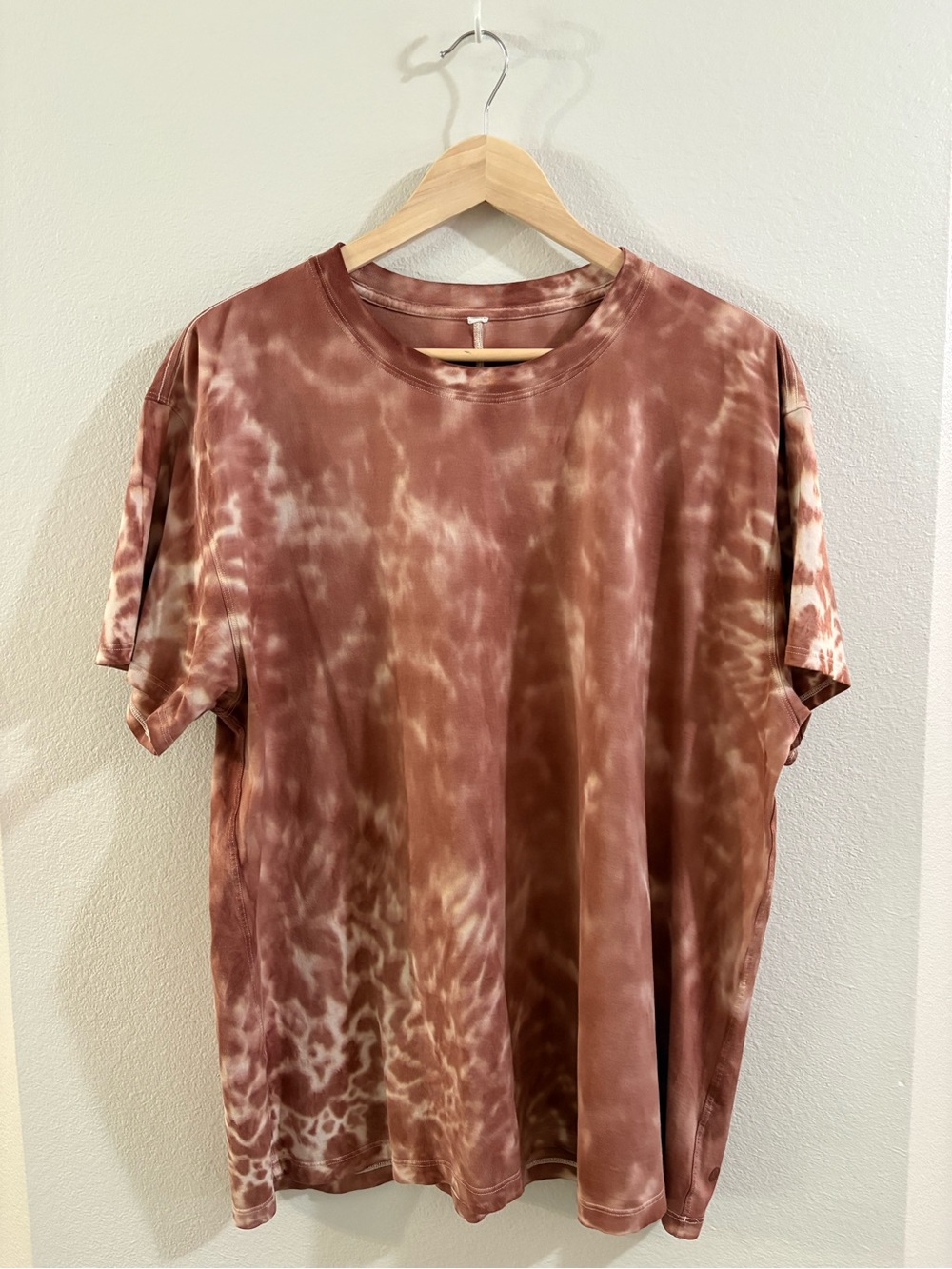 Lululemon All Yours Rust Tie-Dye Short Sleeve Tee, athleisure
